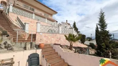 Chalet on Calle de La Selva S-N photo 2
