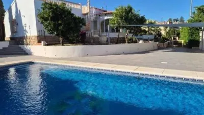 Chalet in Las Adelfas-Benicolada-Garduix photo 2