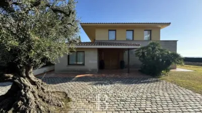 Chalet on Carrer del Llaüt photo 4