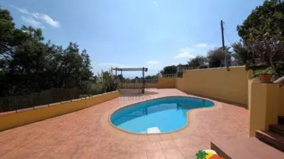 Chalet on Carrer de Selva photo 3