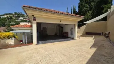Chalet on Avinguda dels Arbres photo 41