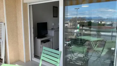 Apartment on Placa Carles Fages de Climent, 3 photo 2
