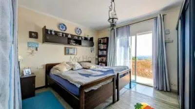 Chalet on Carrer de Osona photo 13