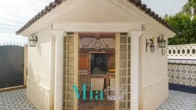 Chalet on Calle Río Guadalquivir photo 18