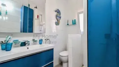 Chalet on Carrer de Osona photo 10