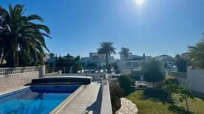 Chalet in Empuriabrava photo 6