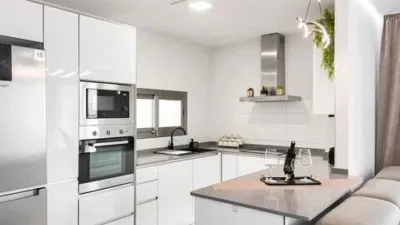 Pis – Orihuela, Urbanización Los Dolses, Villa Martín - Més
