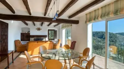 Chalet on Carrer d'Erentale photo 6