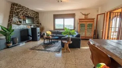 Chalet on Carrer Montroig photo 5
