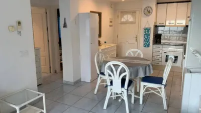 Apartment on Carrer de Joanot Martorell photo 13