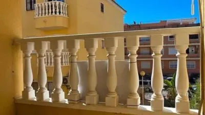 Apartment on Calle de Virgen del Rosario photo 9