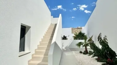 Chalet on N-A Street, -1 photo 8