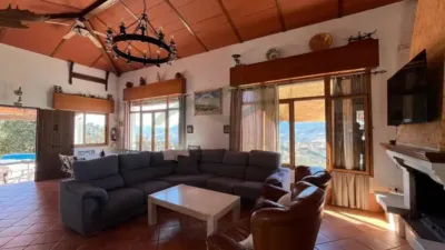 Rustic house in El Gastor photo 2