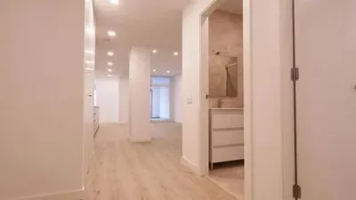 Apartment in Centre photo 12