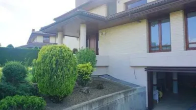 Chalet in Betoño photo 90