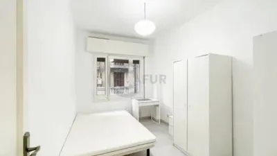Piso en El Raval photo 6