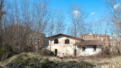Rustic property in Ronda del Fluvià photo 3