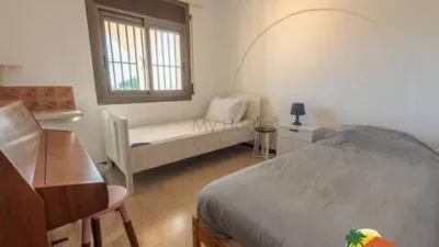 Chalet on Carrer Montroig photo 22
