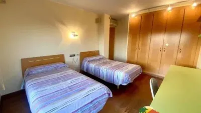 Chalet on Carrer de Pere Puig i Llensa photo 22
