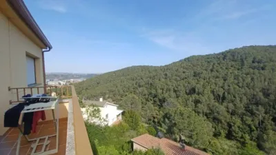 Chalet in Castellví de Rosanes photo 13