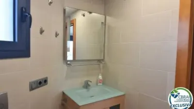 Apartment on Carrer del Cap de la Gola photo 11