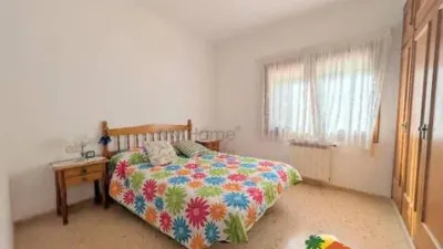 Chalet on Carrer del Galzeran photo 9