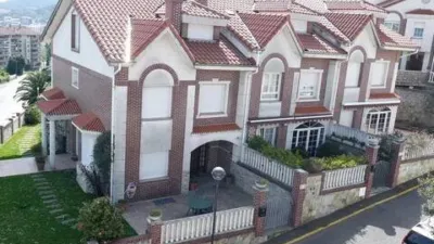 House in the Centre photo 29
