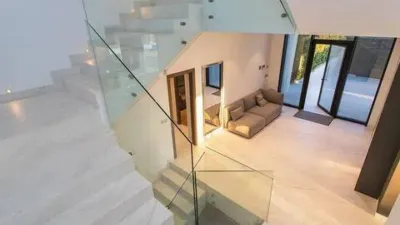 Chalet on Carrer Paris photo 55