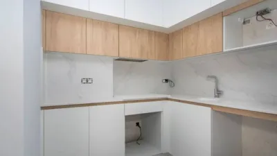 Apartment on Calle Ramón Gallud, 164 photo 5