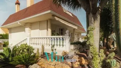 Chalet on Calle Río Guadalquivir photo 13