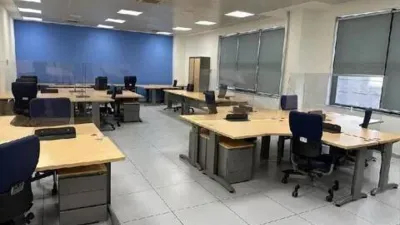 Local comercial en alquiler en Sagrada Familia-Vioño - Vista 4