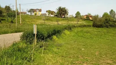 Terreno en venta en Candamo - Más