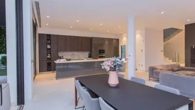 Chalet on Carrer Paris photo 124