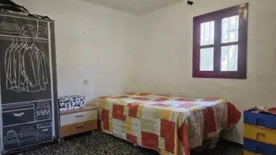 Chalet in La Colònia Sedó photo 13