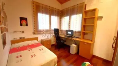 Chalet on Carrer de Pere Puig i Llensa photo 32