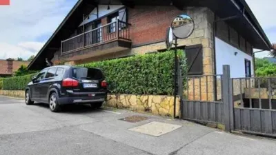 Chalet in Barrio Samano photo 2