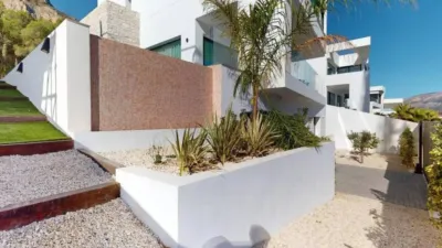 Chalet on N-A Street, -1 photo 9