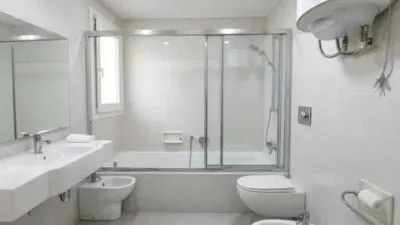 Penthouse in Traditional Centre photo 12
