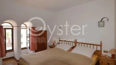 Apartment on Avenida Santiago Puig photo 9