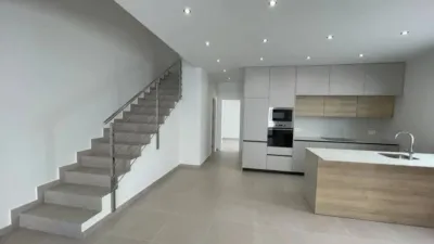 Chalet on N-A Street, -1 photo 23