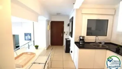 Apartment in Passatge Muga Delta photo 3