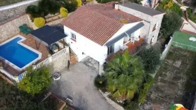 Chalet on Carrer del Tarragonès photo 31