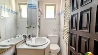 Chalet on Carrer de Berga photo 13