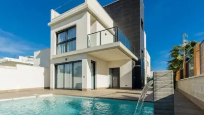 Casa – San Miguel de Salinas, Urbanización Ciudad de las Telecomunicaciones - Vista 2