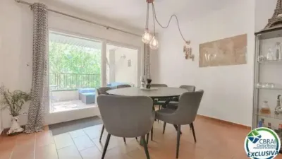 Apartment on Carrer del Puig Rom photo 4