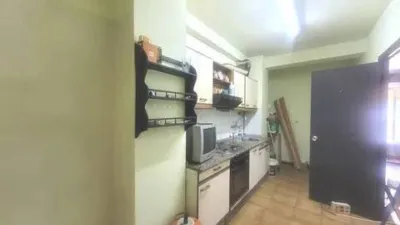 Local comercial en venta en Caranza - Més