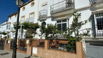 Penthouse on Calle del Perú photo 26