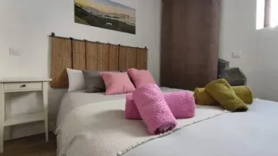 Rustic property on Juan Relinque Street photo 16