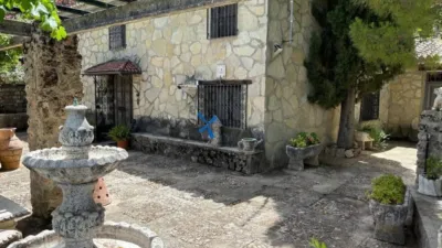 Rustic house in Villanueva del Arzobispo photo 6