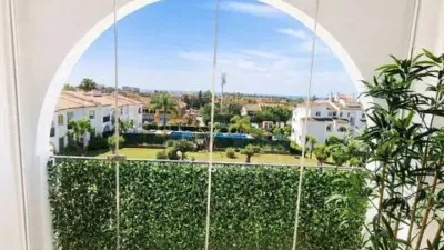 Apartment in El Paraíso-Atalaya-Benamara photo 16
